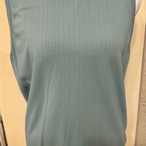 Athleta Women's Sleeveless Top in seafoam green